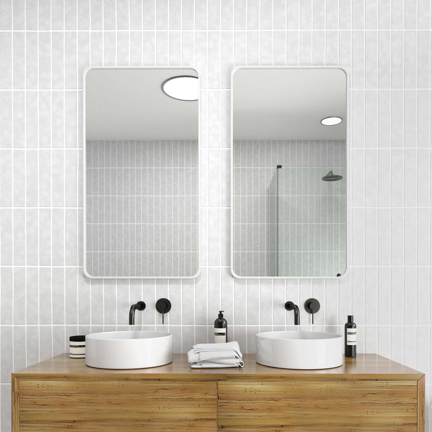 Levi Square Mirror | 1000 x 560 | White